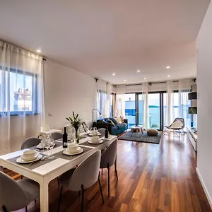 https://crystal-holiday-residence.hotelinzadar.com