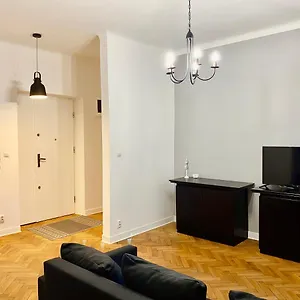 https://project-comfort-apartament-radna-13-8-powile.warsawhotelspoland.com